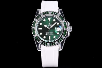 ROLEX Submariner Replica With Green Dial ETA2824 Movement FKM Strap Green Watch
